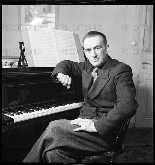 Jean Binet, composer around 1945.