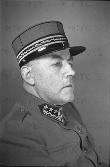 Roger Masson, Swiss brigadier colonel during World War 2 .