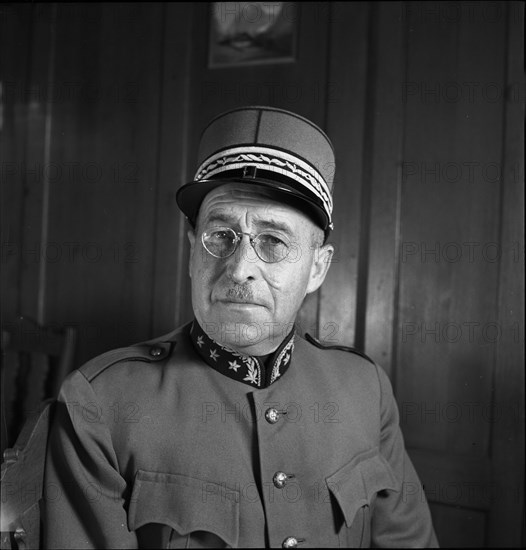 Hans Bvºhler, brigadier colonel around 1940 .