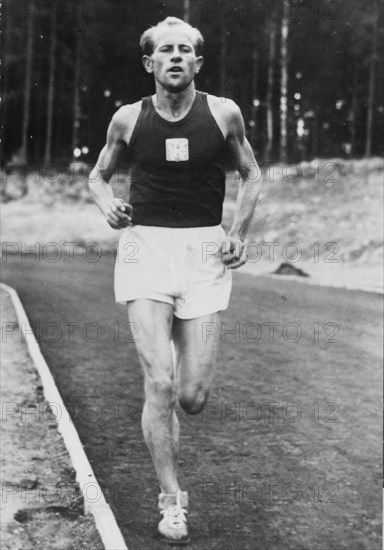 Olympic Games Helsinki 1952: Emil Zatopek wins the marathon.