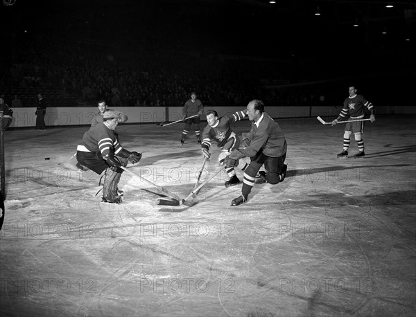 Ice Hockey World Championship Zurich 1953: Czechoslovakia - Germany.