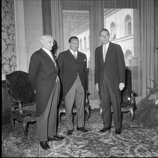 federal Councillor Wahlen, ambassador Aberra, Federal Councillor Tschudi; Berne 1965.