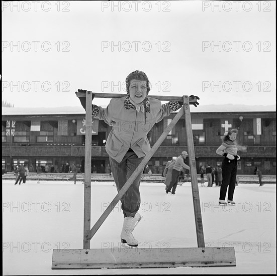 U.S. ice skater Tenley Albright, Davos 1953 .