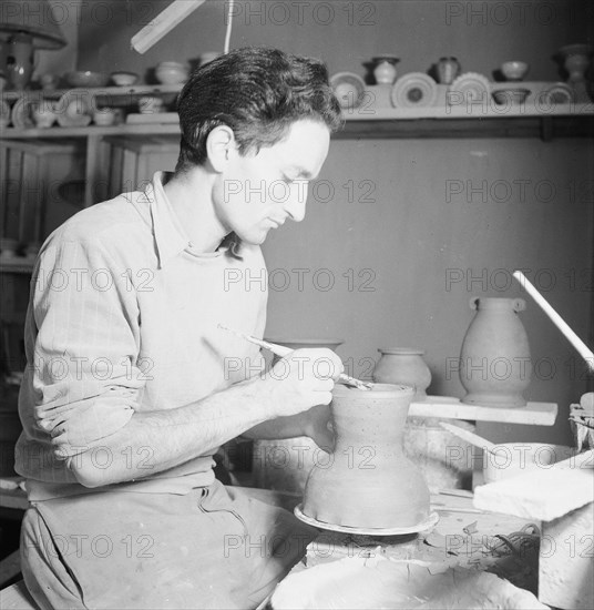 Ceramist André Nicole, Montreux ca. 1955.