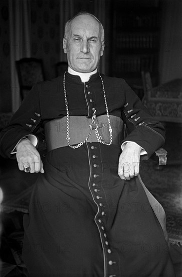 Mgr. Dr. Franziskus von Streng, 1950.