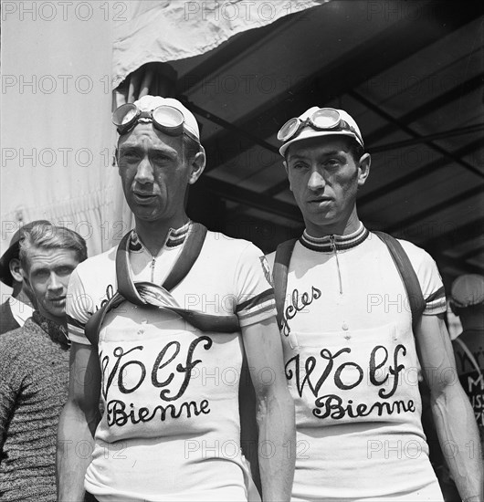 Tour of Switzerland 1942: Pierre and Mathias Clemens.