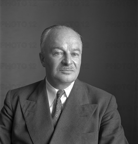 WHO director-general Dr. Brock Chisholm, Geneva 1948 .