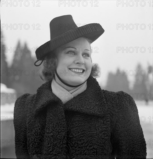 Marika Rökk, actress, 1942