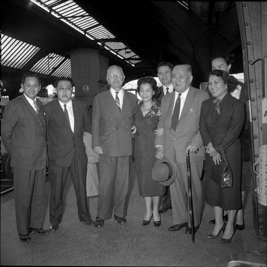 Visit of President of the senate of the Philippines Rodriguez in Switzerland, 1958 .