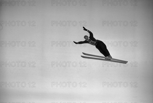 Fritz Tschannen, ski jumper and musician 1950 .