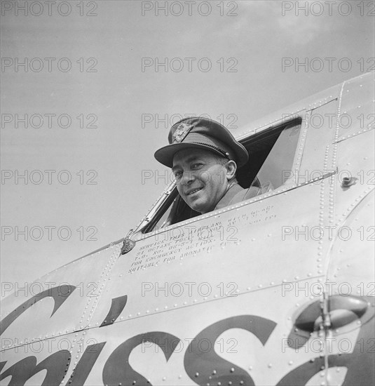 Swissair pilot Aubert, ca. 1946