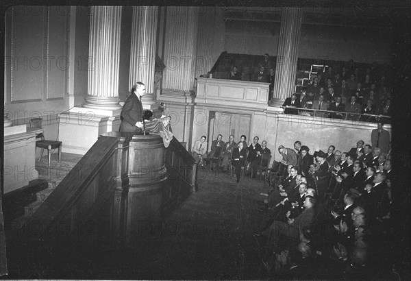 Richard Stafford Cripps, lecture at ETH's Auditrium Maximun; Zurich 1946.