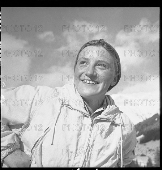 Skier Annemarie Waser ca. 1956.