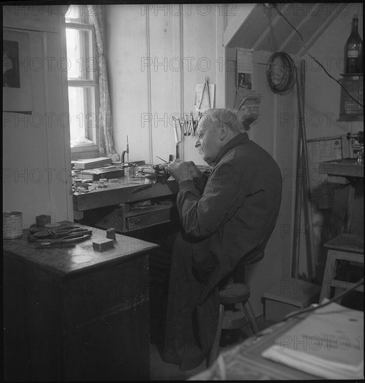 Watchmaker Charles-Emil Jeanneret ca. 1950 .