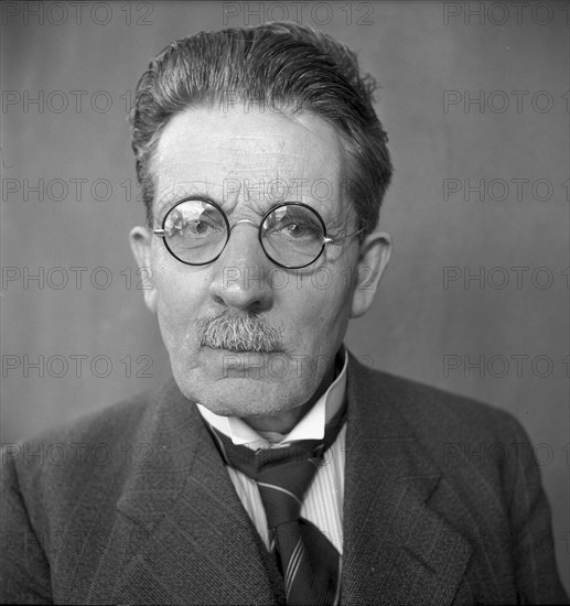 Professor Pieder Tuor ca. 1945 .