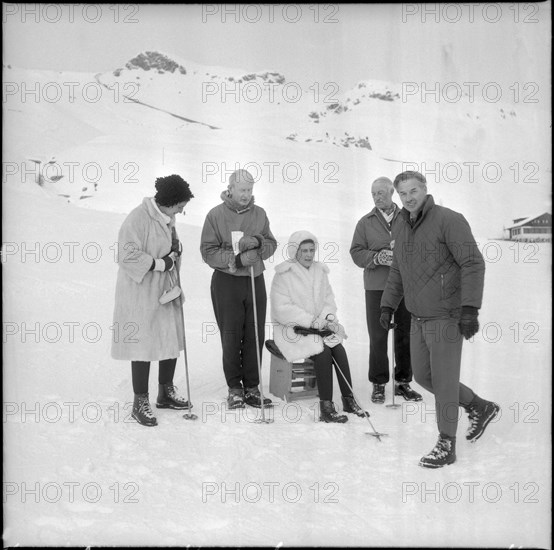 From L to R: Princess Alexandra, Patrick Scott, Princess Marina (Duchess of Kent), Younger, Readhead