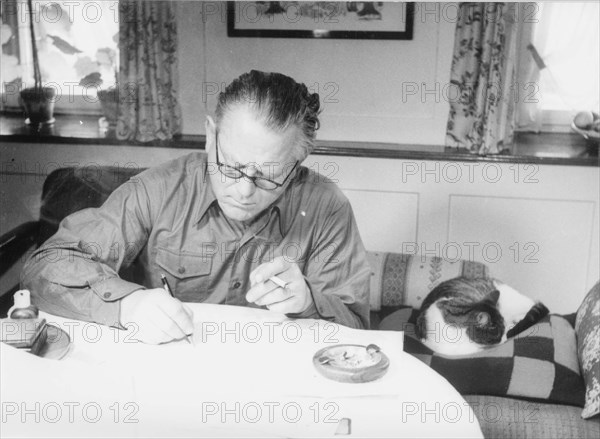 Schaggi Streuli writing, around 1949