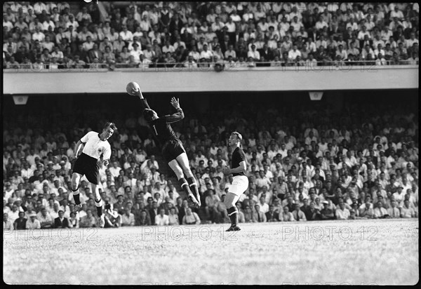 Football WC in Switzerland 1954: Qualifying round match Germany - Hungary