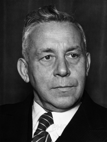 Heinrich Oetiker, chief contractor