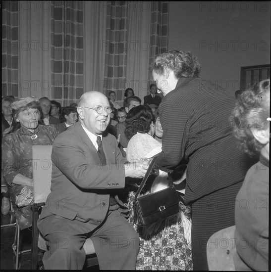 Pablo Casals as guest of the Zurich youth orchestra, 1955