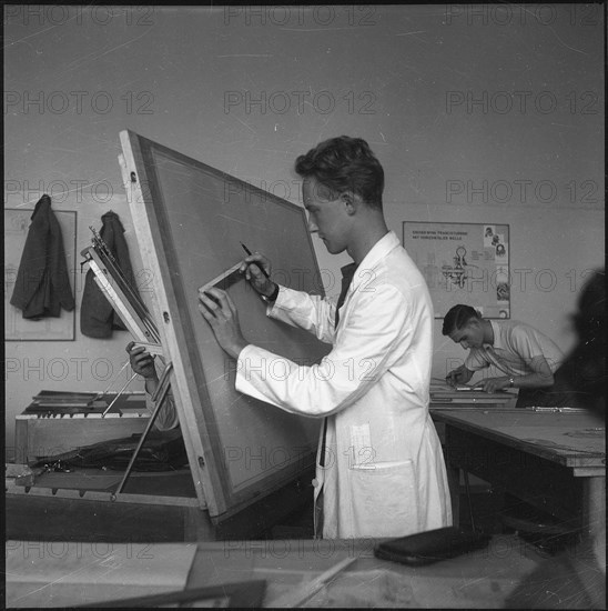 Engeneer student in drawing studio of ETH Zurich around 1955