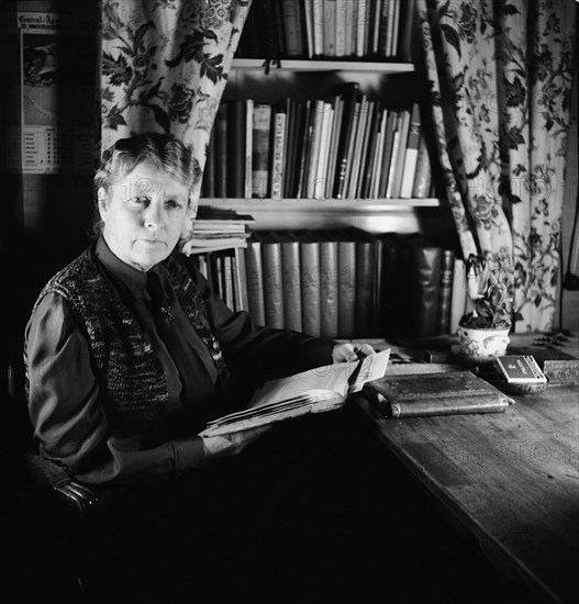 Agnes von Segesser, 1954