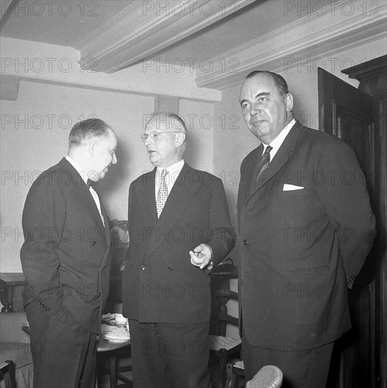 Jean Villard Gilles, mayor Emil Landolt, Albert Urfer, 1959