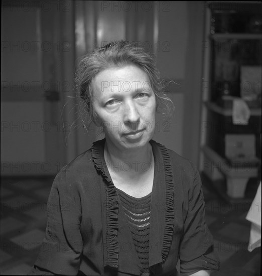 Emilie Briquet, artist around 1950