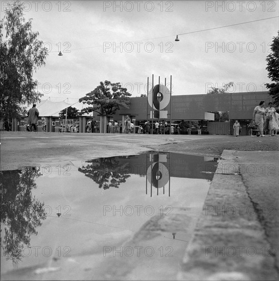 Entrance area of the SAFFA fair 1958