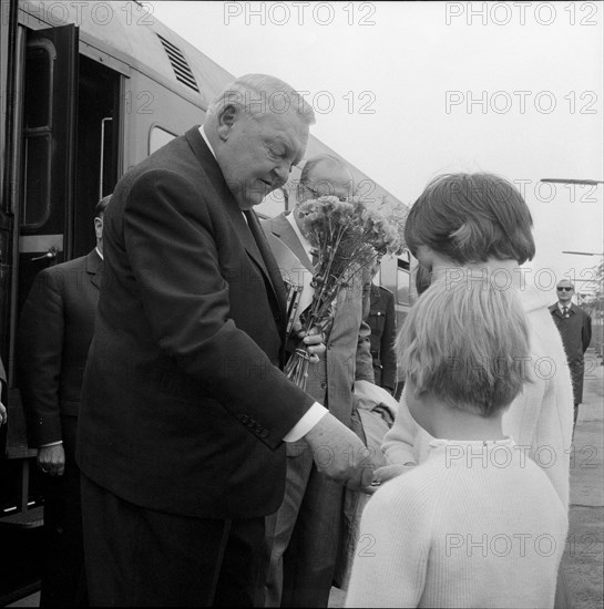 Federal chancellor Ludwig Erhard, election journey summer 1965