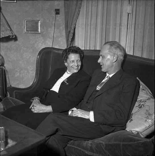 Mrs. and mr. Rodolphe Rubattel at home in Chailly 1953