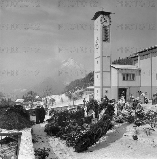 Hotel Waldheim Bürgenstock on fire 1958