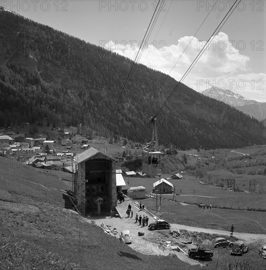 Opening cableway Leukerbad - Gemmipasshöhe, 1957