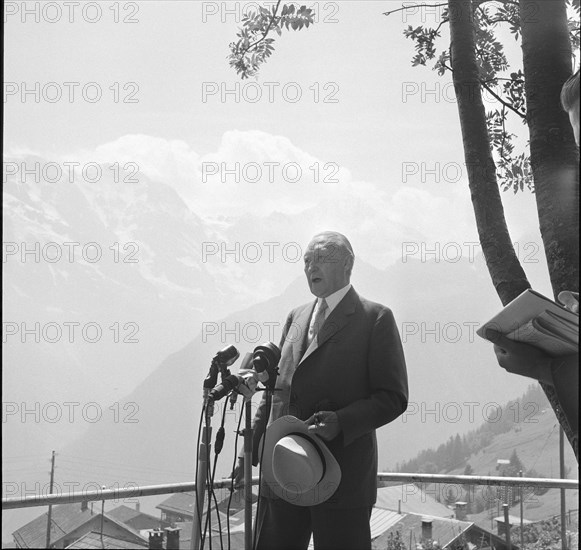 German Federal Chancellor Adenauer in Mürren 1955