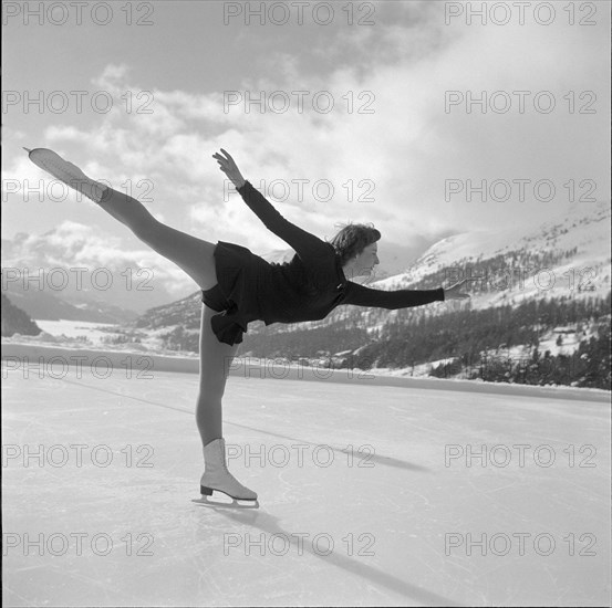 Jeannette Altwegg in St. Moritz. ca. 1950