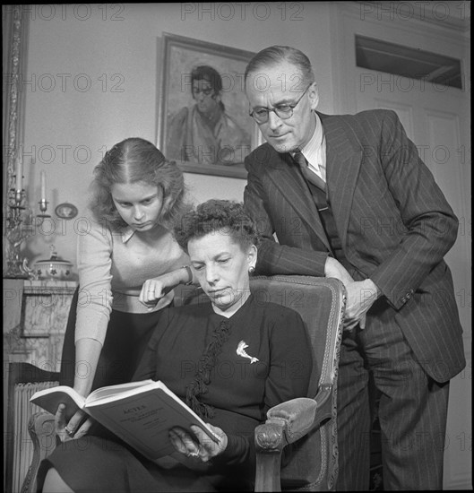 Rodolphe Rubattel with wife and daughter, Chailly 1947