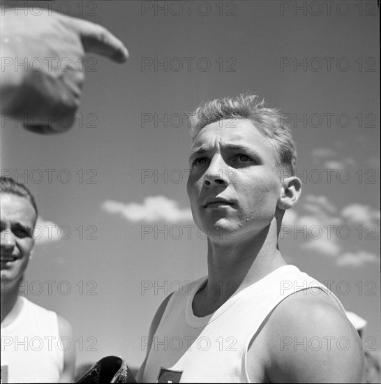 Gymnast Hans Eugster ca. 1953