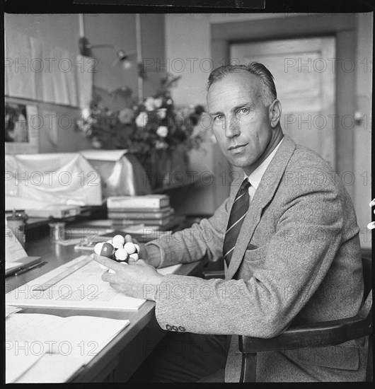 Prof. Dr. Gaudenz Waser, Zurich 1958