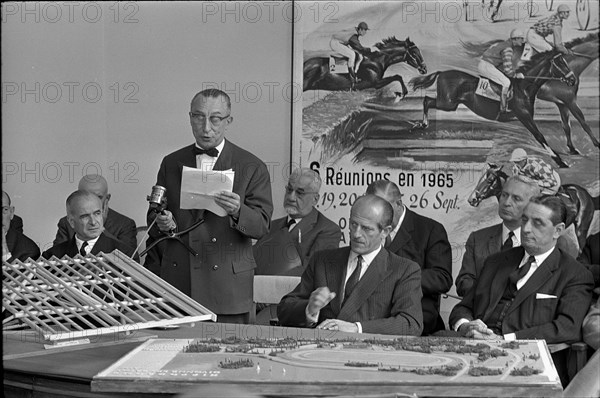 Baron Guy de Rotschild announces construction of race-course in Divonne-les-Bains 1965