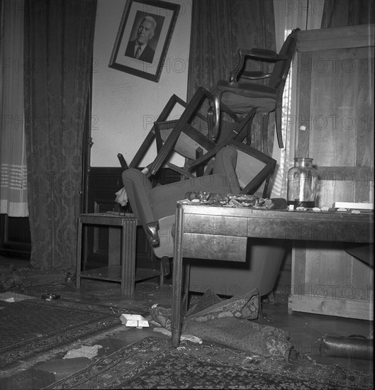 Devastated Romanian embassy, occuoation ending, Berne 1955