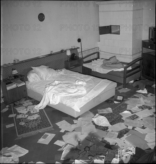 Devastated Romanian embassy, occuoation ending, Berne 1955