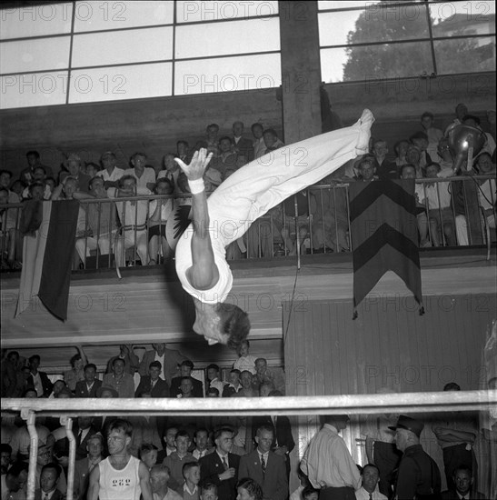 Jean Tschabold, gymnast 1942