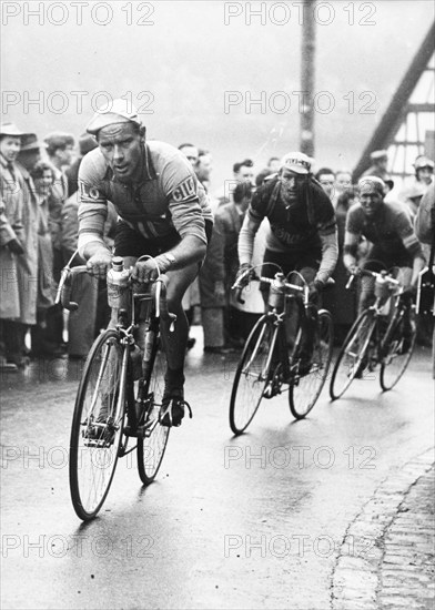 Zuri Metzgete winner Hugo Koblet 1952.