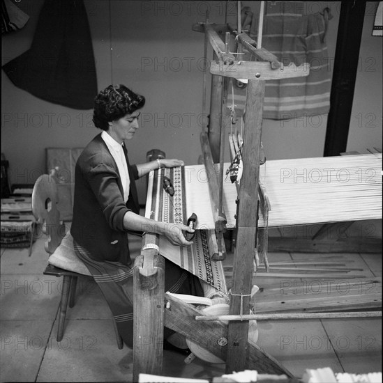 SAFFA 1958: woman at a hand loom.