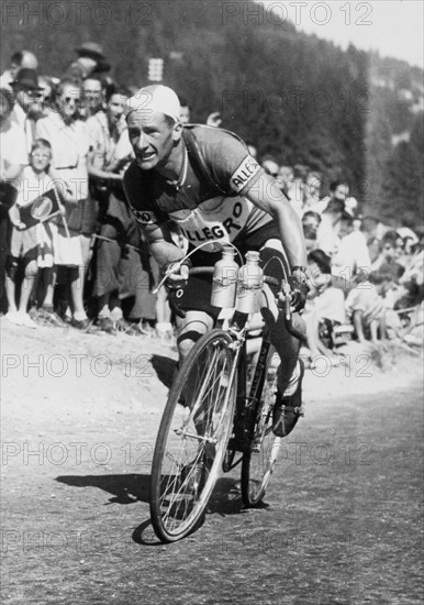 Tour de Suisse 1950: Stage winner Fritz Zbinden.