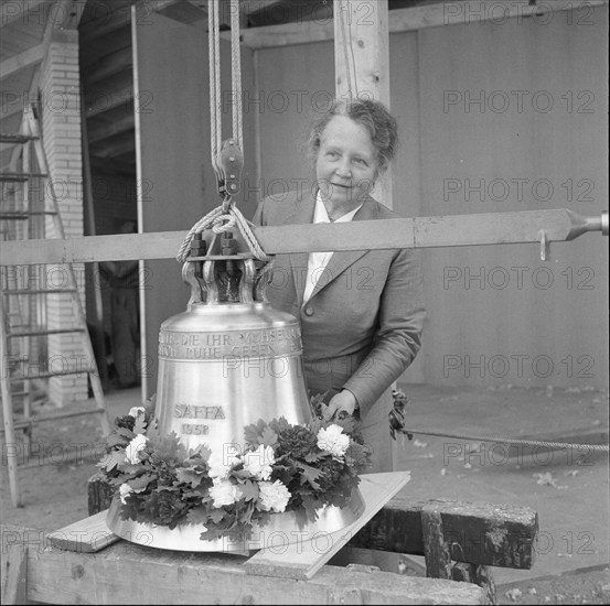 Mrs Hammerli-Schindler is in charge of the vestry..