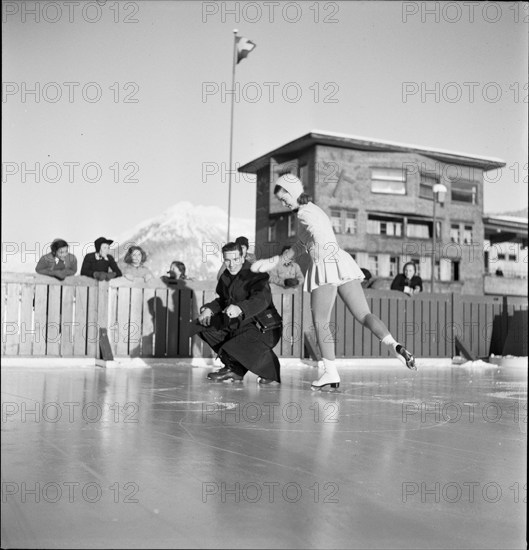 European championship of figure skating in Davos 1947: Barbara Ann Scott.