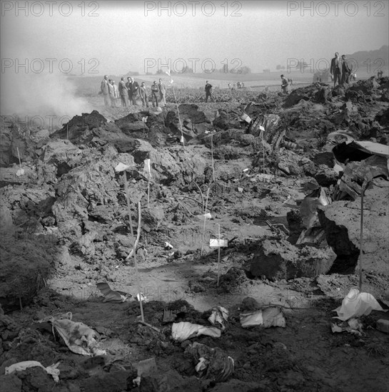 Caravelle crash Durrenasch 1963: remains at the scene of the accident.