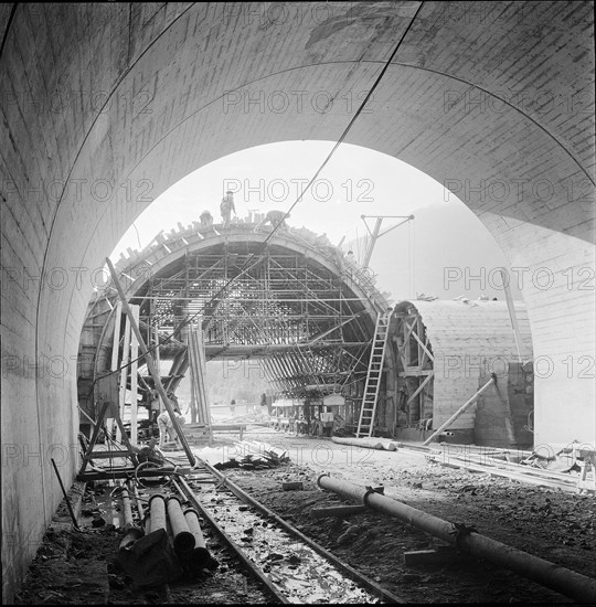 Muhlehorn GL, Road on the left shores of the Walensee under construction, 1957.