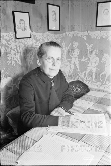 Tina Truog-Saluz, writer, ca. 1950.